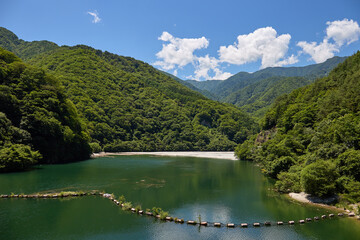 7月半ば（夏）、片桐ダムと松川湖 長野県 松川町