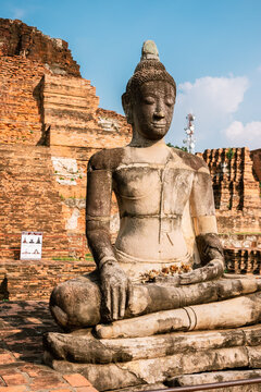 Wat Mahathat in Buddhist temple complex in Ayutthaya near Bangkok. Thailand