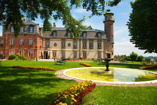 Rouffach und sein Chateau d'Isenbourg im Elsass