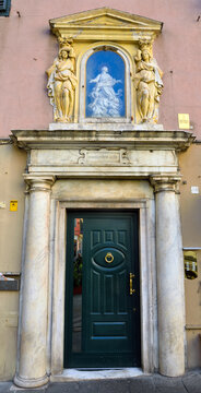 aedicule depicting the assumption madonna seventeenth eighteenth   Genoa Italy