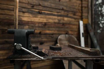 vise on the table in workshop