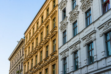 Fototapeta na wymiar residential facade with orange and white color