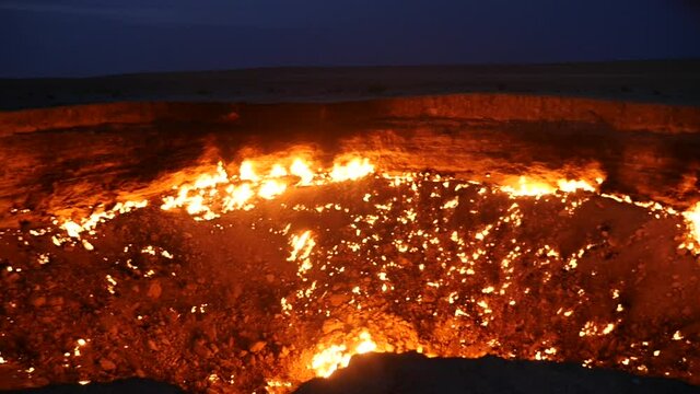 Darvaza, Turkmenistan Gas fire creator, Looks like a volano and gates of hell