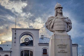 Bust of Alexander Nevsky near the railway station in Veliky Novgorod - obrazy, fototapety, plakaty