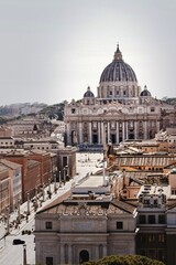 Fototapeta na wymiar saint peter basilica city