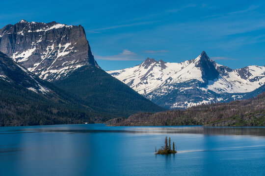St. Mary Lake and wild goose island in Glacier national park. © Pavel