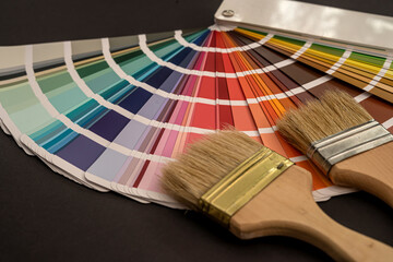 coloring pallette colorful with paint brush