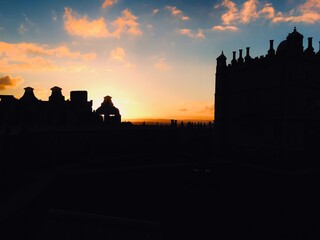 Obraz premium sunset over the castle