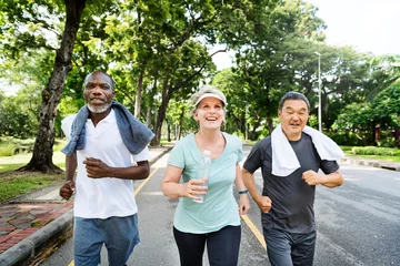 Rugzak Group of senior friends jogging together in a park © Rawpixel.com