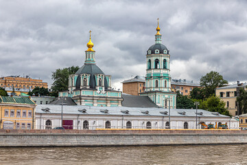 Domes of the Church of St. Nicholas in Zayaitsky, in Moscow