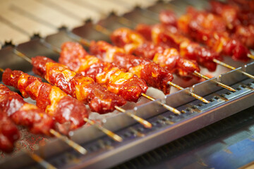  Grilled lamb skewers with seasoning