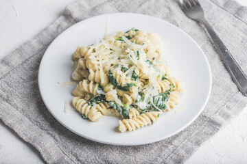 Pasta with Spinach and Thyme