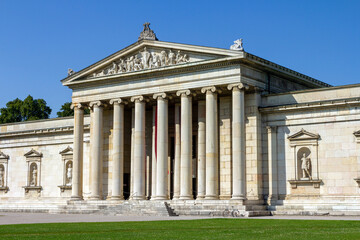 Fototapeta na wymiar The Glyptothek building in Munich, Germany