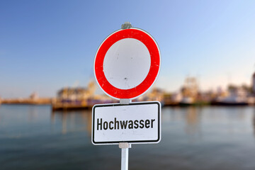 German water flood sign with red circle and text saying 'Hochwasser'