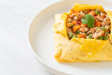 egg wrap or stuffed egg with minced pork and vegetable