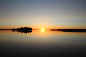 Naklejka na ściany i meble Spring Sunset On The Horizon, Elk Island National Park, Alberta