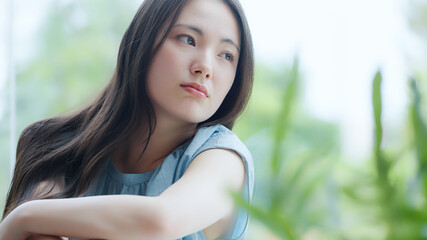 若い女性・夏・美容・ビューティー