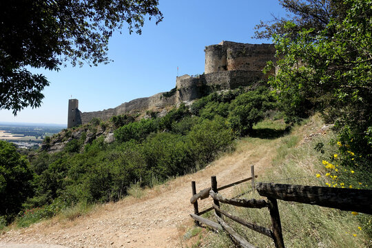 La forteresse de Mornas