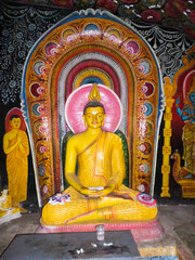 Famous monuments in Sri Lanka