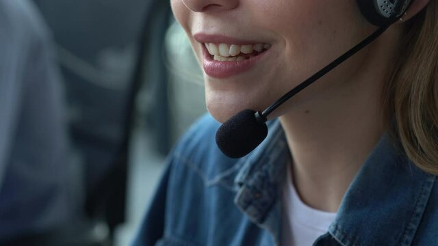 Call center, customer support agent provide service on telephone call
