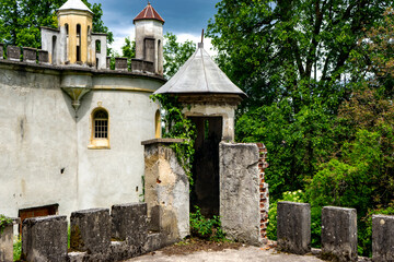 Fototapeta na wymiar ruins of an old castle, northern croatia
