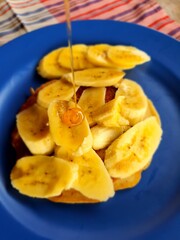 Banana pancake with honey.
