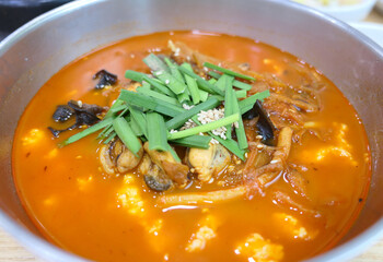 매운 순두부찌개, 해물순두부찌개
