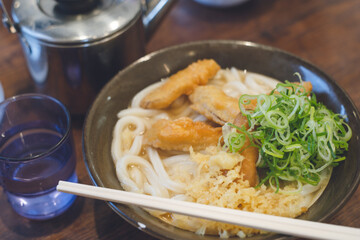 柔らかい麺が特徴の福岡のゴボ天うどん