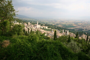 Fototapeta na wymiar Peaceful landscape and beautiful garden and monastery in Assisi