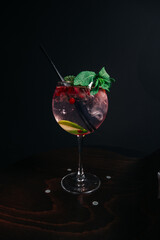 cocktail with lime and mint
