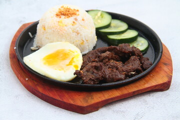Freshly cooked Filipino meal called Tapsilog