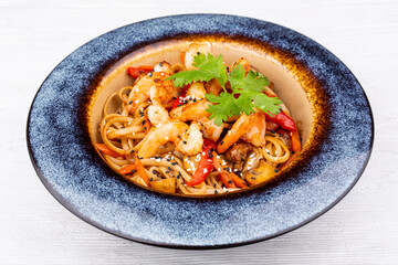 udon with shrimp, in chili sauce, wheat noodles, Bulgarian pepper, onions, beans, soy sauce, sesame, cilantro
