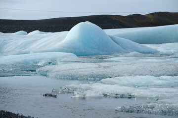 Fototapeta na wymiar iceberg float in a lake