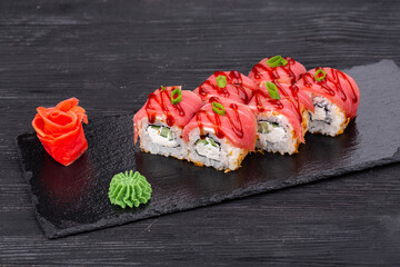 Roll, curd cheese, tuna, cucumber, green onion, white sesame, spice sauce