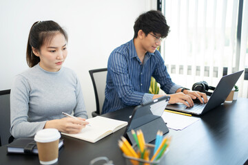 Fototapeta premium Startup business discussing in the office. business people working together.&nbsp;Startup Meeting Ideas communication concept