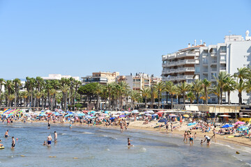 Fototapeta na wymiar vacances loisir plage soleil été Espagne Salou Catalogne mer sable