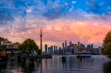 Fototapeta na wymiar Transition of colors in Toronto