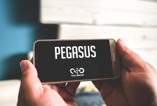 Pegasus - Logiciel espion d&eacute;velopp&eacute; par la soci&eacute;t&eacute; isra&eacute;lienne NSO Group - Utilisation sur un smartphone