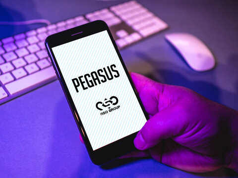 Pegasus - Logiciel espion développé par la société israélienne NSO Group - Utilisation sur un smartphone
