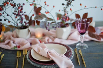 Beautiful table setting with flowers