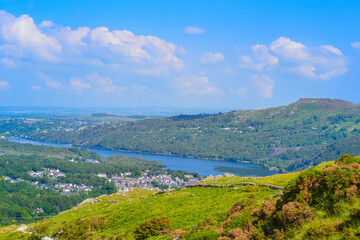 Fototapeta premium Snowdonia National Park, Epic views of mountains and valleys with blue lakes and crystal clear water