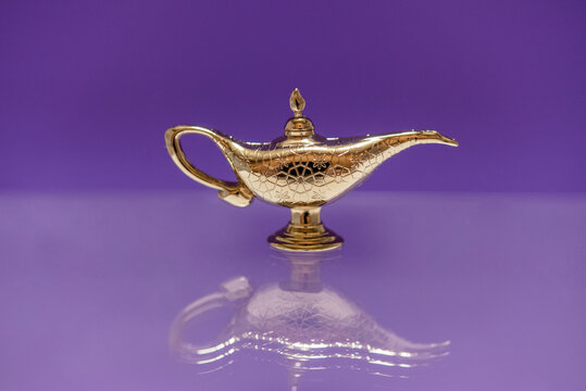 アラジン の画像 1 件の Stock 写真 ベクターおよびビデオ Adobe Stock