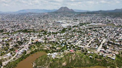 Panoramica aerea de la ciudad de Chihuahua Mexico. Fotografia de dron