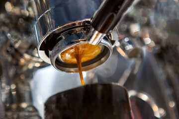 Espresso coffee and espresso machine - details and preparation