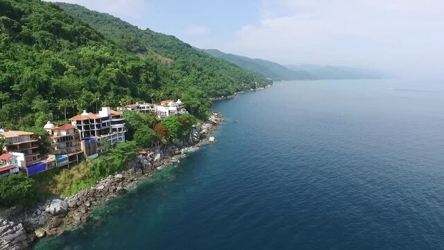 DRONE OF CARIBEAN SHORE