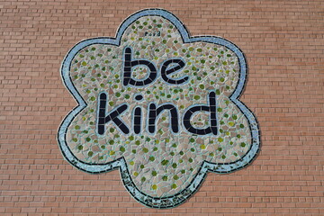 Mosaic building art to inspire change - Be Kind