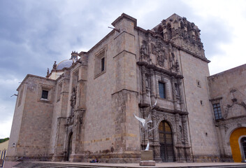 Fototapeta na wymiar Querétaro - Templo de San Agustín