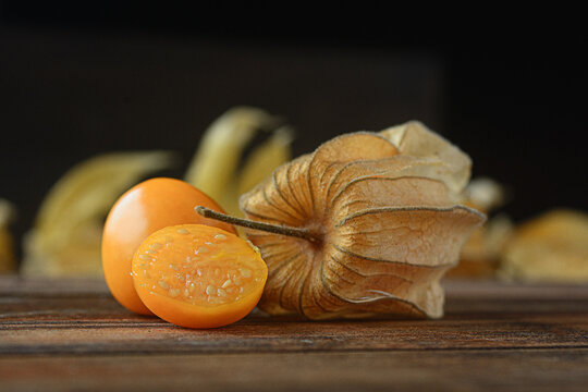 Background of Aguaymanto Peruvian GroundCherry