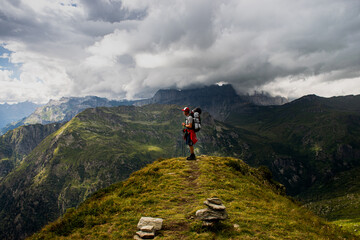 Fototapeta na wymiar hiker in the Fench mountains Chamonix