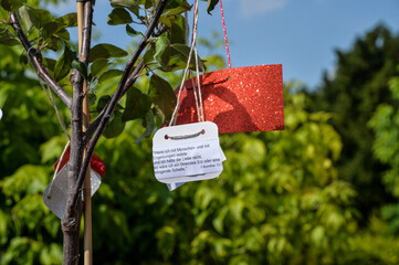 baum geschenk hochzeit taufe geburtstag mit geldscheinen und spruch sprüchen